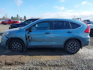 2016 Honda CR-V SE with VIN 2HKRM4H44GH656502, listed as a IAAI auction lot 41725344 with 44,783 mi miles and . Bid and sale history available at carsss.com. Image 14.