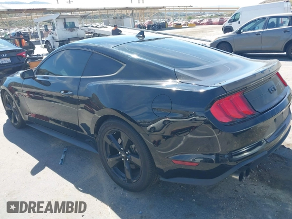 2021 Ford Mustang GT z VIN 1FA6P8CF4M5149580, wystawiony jako IAAI lot #41878355 z przebiegiem 60 028 mil mil oraz . Historia ofert i sprzedaży dostępna na DreamBid. Obrazek 3.