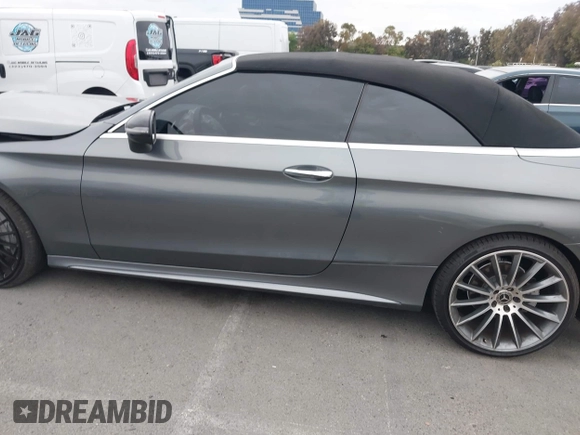 2019 Mercedes-Benz C 300 z VIN WDDWK8DB4KF901750, wystawiony jako IAAI lot #42127043 z przebiegiem 51 498 mil mil oraz . Historia ofert i sprzedaży dostępna na DreamBid. Obrazek 14.