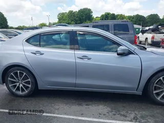 2015 Acura TLX Advance with VIN 19UUB3F77FA002804, listed as a IAAI auction lot 42310492 with 153,380 mi miles and . Bid and sale history available at DreamBid. Image 13.