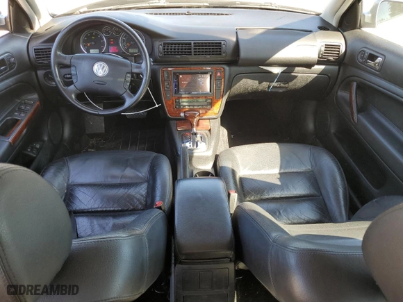 2003 Volkswagen Passat GLX with VIN WVWRH63B93P354188, listed as a Copart auction lot 69510584 with 125,225 mi miles and Salvage Title. Bid and sale history available at carsss.com. Image 8.