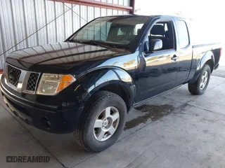 2008 Nissan Frontier SE with VIN 1N6BD06T98C413802, listed as a IAAI auction lot 41219283 with 200,439 mi miles. Bid and sale history available at carsss.com. Image 2.