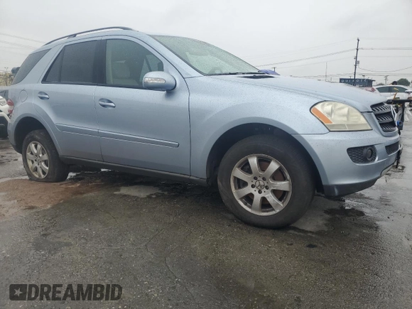 2006 Mercedes-Benz M 350 with VIN 4JGBB86E46A087128, listed as a Copart auction lot 47668055 with 97,098 mi miles and Salvage Title. Bid and sale history available at DreamBid. Image 4.