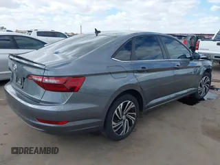 2020 Volkswagen Jetta SEL with VIN 3VWEB7BU8LM010315, listed as a IAAI auction lot 41702998 with 59,276 mi miles and . Bid and sale history available at DreamBid. Image 4.