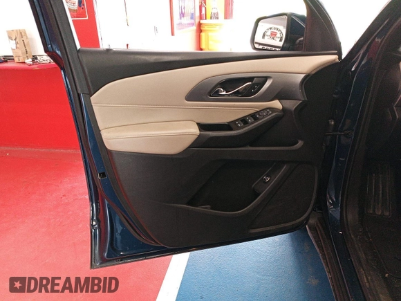 2022 Chevrolet Traverse LT z VIN 1GNEVHKW4NJ177358, wystawiony jako IAAI lot #42514101 z przebiegiem 107 869 mil mil oraz . Historia ofert i sprzedaży dostępna na DreamBid. Obrazek 15.