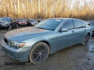 2005 BMW 7 Series 745Li with VIN WBAGN63585DS60007, listed as a Copart auction lot 42317325 with 0 mi miles and Salvage Title. Bid and sale history available at carsss.com. Image 1.