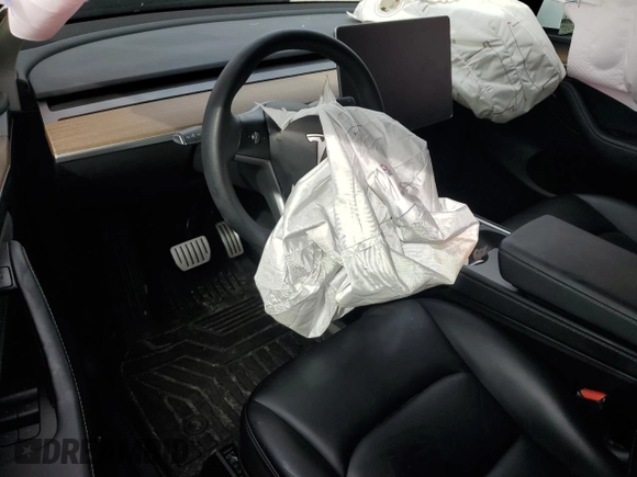 2022 Tesla Model Y Performance with VIN 7SAYGDEF9NF564566, listed as a Copart auction lot 53799715 with 38,963 mi miles and Salvage title. Bid and sale history available at DreamBid. Image 8.