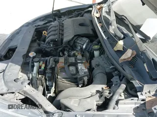 2019 Nissan Sentra S z VIN 3N1AB7AP1KY389813, wystawiony jako IAAI lot #43367022 z przebiegiem 96 119 mil mil oraz . Historia ofert i sprzedaży dostępna na DreamBid. Obrazek 20.