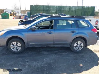 2013 Subaru Outback 2.5i with VIN 4S4BRBAC0D3260899, listed as a IAAI auction lot 41675437 with 109,185 mi miles. Bid and sale history available at carsss.com. Image 14.