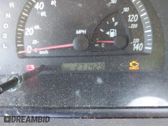 2004 Toyota Camry LE z VIN 4T1BE32K64U939657, wystawiony jako IAAI lot #42539274 z przebiegiem 271 429 mil mil oraz . Historia ofert i sprzedaży dostępna na DreamBid. Obrazek 7.