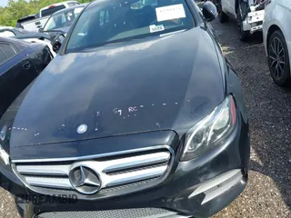 2017 Mercedes-Benz E 300 Luxury with VIN WDDZF4JB6HA056047, listed as a IAAI auction lot 42516474 with Not provided miles and . Bid and sale history available at DreamBid. Image 6.