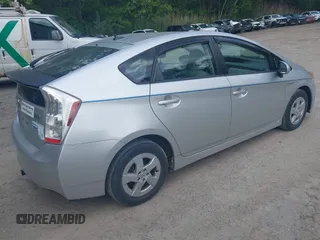 2010 Toyota Prius II z VIN JTDKN3DU5A5001691, wystawiony jako IAAI lot #42378034 z przebiegiem 138 436 mil mil oraz . Historia ofert i sprzedaży dostępna na DreamBid. Obrazek 4.