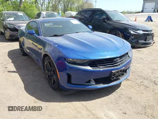 2020 Chevrolet Camaro 3LT z VIN 1G1FD1RS2L0101594, wystawiony jako IAAI lot #42102208 z przebiegiem 43 543 mil mil oraz . Historia ofert i sprzedaży dostępna na DreamBid. Obrazek 1.