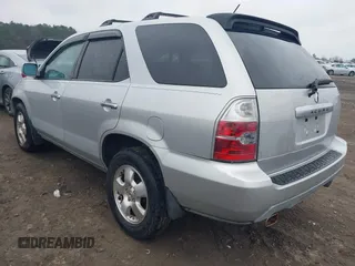 2004 Acura MDX with VIN 2HNYD18244H541101, listed as a IAAI auction lot 41211015 with 226,112 mi miles. Bid and sale history available at carsss.com. Image 3.