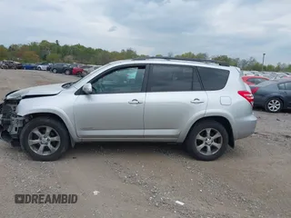2012 Toyota RAV4 Limited with VIN 2T3DK4DV0CW072924, listed as a IAAI auction lot 42081068 with 137,864 mi miles. Bid and sale history available at carsss.com. Image 14.