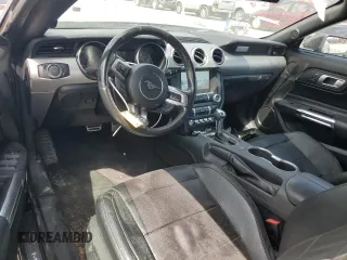 2022 Ford Mustang EcoBoost z VIN 1FATP8UH8N5118871, wystawiony jako Copart lot #62745435 z przebiegiem 79 120 mil mil oraz Szkoda całkowita • Salvage title. Historia ofert i sprzedaży dostępna na DreamBid. Obrazek 8.