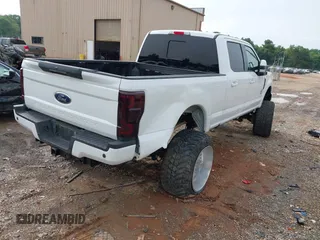 2019 Ford F-250 XL with VIN 1FT7W2BT3KED44329, listed as a IAAI auction lot 42347352 with 90,459 mi miles and . Bid and sale history available at DreamBid. Image 4.