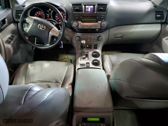 2010 Toyota Highlander SE with VIN 5TDJK3EH7AS037706, listed as a Copart auction lot 45702795 with 239,331 mi miles and Salvage Title. Bid and sale history available at carsss.com. Image 8.