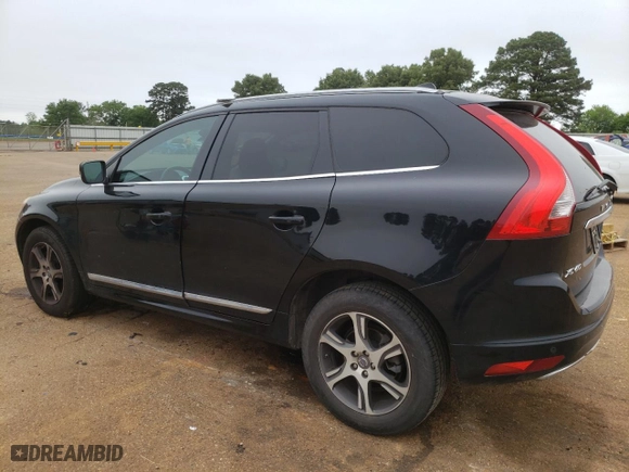2015 Volvo XC60 T6 Drive-E with VIN YV449MDK6F2637141, listed as a Copart auction lot 51154194 with 113,932 mi miles. Bid and sale history available at carsss.com. Image 2.