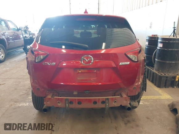 2016 Mazda CX-5 Sport z VIN JM3KE2BY3G0684861, wystawiony jako IAAI lot #42050897 z przebiegiem 165 688 mil mil oraz . Historia ofert i sprzedaży dostępna na DreamBid. Obrazek 18.