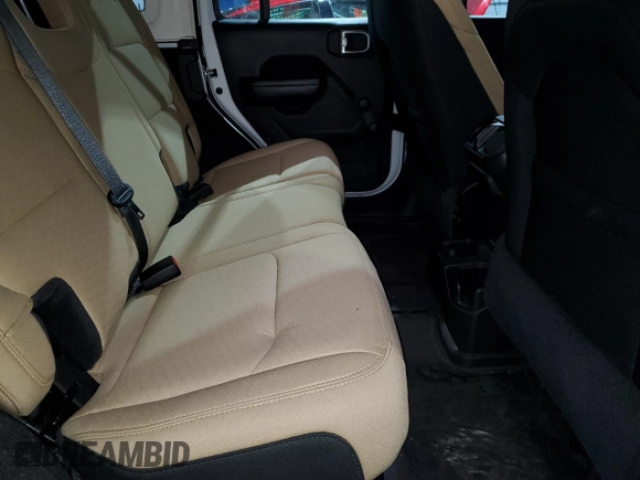 2021 Jeep Wrangler Unlimited Sport with VIN 1C4HJXDG4MW821718, listed as a Copart auction lot 41956755 with 30,615 mi miles and Salvage title. Bid and sale history available at DreamBid. Image 12.