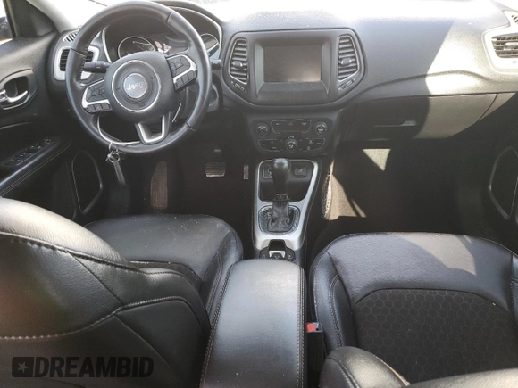 2020 Jeep Compass Altitude with VIN 3C4NJCBB8LT169550, listed as a Copart auction lot 86330194 with 59,252 mi miles and Salvage Title. Bid and sale history available at carsss.com. Image 8.