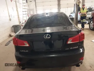 2009 Lexus IS 250 z VIN JTHCK262992030335, wystawiony jako IAAI lot #42038706 z przebiegiem 181 904 mil mil oraz . Historia ofert i sprzedaży dostępna na DreamBid. Obrazek 16.