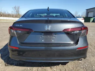 2025 Honda Civic Sport z VIN 2HGFE2F51SH523862, wystawiony jako Copart lot #52955205 z przebiegiem 3 874 mil mil oraz Szkoda całkowita • Salvage title. Historia ofert i sprzedaży dostępna na DreamBid. Obrazek 6.