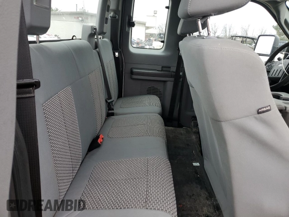 2014 Ford F-250 XL with VIN 1FT7X2B62EEA64817, listed as a Copart auction lot 43333775 with 349,548 mi miles and Salvage title. Bid and sale history available at DreamBid. Image 10.