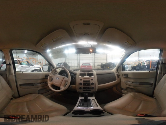 2008 Ford Escape XLT z VIN 1FMCU93108KB04610, wystawiony jako IAAI lot #42453521 z przebiegiem 186 306 mil mil oraz . Historia ofert i sprzedaży dostępna na DreamBid. Obrazek 18.