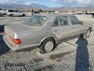1991 Mercedes-Benz 420 with VIN WDBCA35E2MA603305, listed as a Copart auction lot 78405804 with 181,709 mi miles and Clean Title. Bid and sale history available at carsss.com. Image 3.