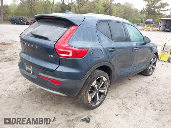 2021 Volvo XC40 Momentum z VIN YV4162UK0M2469977, wystawiony jako IAAI lot #41956088 z przebiegiem 51 567 mil mil oraz . Historia ofert i sprzedaży dostępna na DreamBid. Obrazek 4.