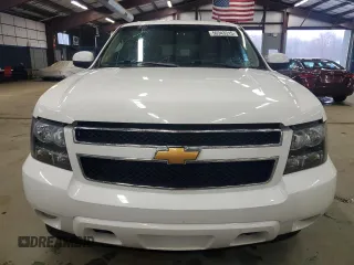 2014 Chevrolet Suburban LT with VIN 1GNSKJE78ER168204, listed as a Copart auction lot 50343315 with 167,721 mi miles and Clean Title. Bid and sale history available at carsss.com. Image 5.