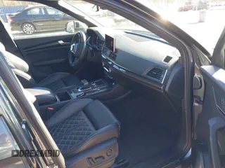 2018 Audi SQ5 with VIN WA1A4BFY6J2023333, listed as a IAAI auction lot 41645265 with 59,816 mi miles and . Bid and sale history available at DreamBid. Image 5.