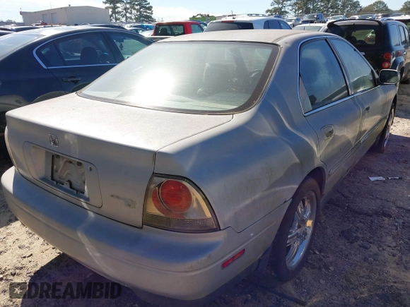 1994 Honda Accord EX w/Leather with VIN 1HGCD5652RA118870, listed as a IAAI auction lot 41606048 with 278,958 mi miles. Bid and sale history available at carsss.com. Image 4.