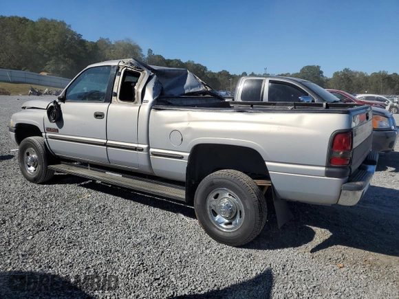 1999 Dodge Ram 2500 with VIN 1B7KF2363XJ583171, listed as a Copart auction lot 76077404 with 278,494 mi miles and Salvage Title. Bid and sale history available at carsss.com. Image 2.