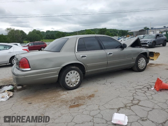 2003 Ford Police Interceptor Street Appear with VIN 2FAFP71W83X132646, listed as a Copart auction lot 55864205 with 211,073 mi miles and Salvage title. Bid and sale history available at DreamBid. Image 3.