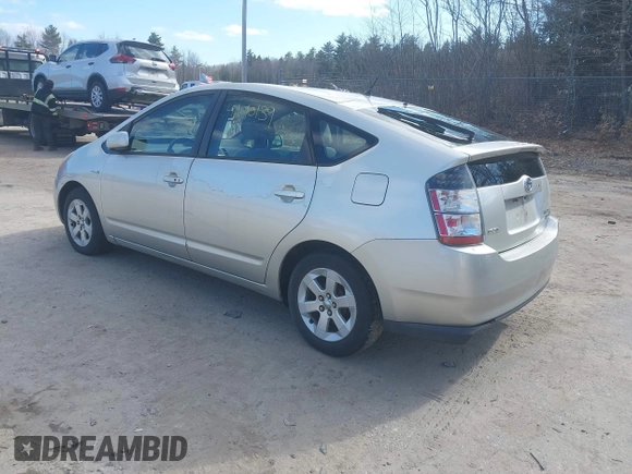 2005 Toyota Prius with VIN JTDKB20U653014332, listed as a IAAI auction lot 42010139 with 128,147 mi miles. Bid and sale history available at carsss.com. Image 3.