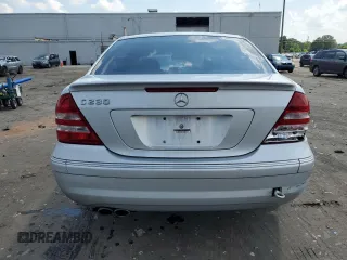 2007 Mercedes-Benz C 230 Sport with VIN WDBRF52H97A923151, listed as a Copart auction lot 63037255 with 196,893 mi miles and Salvage title. Bid and sale history available at DreamBid. Image 6.