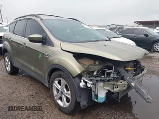 2013 Ford Escape SE с VIN 1FMCU9G9XDUD72871, выставлен на аукционе IAAI как лот 42194776 с пробегом 70 031 миль миль и . История ставок и продаж доступна на DreamBid. Изображение 1.