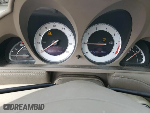 2009 Mercedes-Benz SL 550 с VIN WDBSK71F99F156772, выставлен на аукционе Copart как лот 59797315 с пробегом 88 390 миль миль и Списание • Salvage title. История ставок и продаж доступна на DreamBid. Изображение 9.