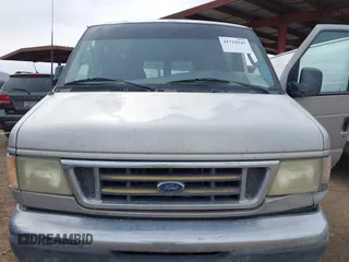 2003 Ford Econoline Passenger XL with VIN 1FBSS31L93HA49530, listed as a IAAI auction lot 41724343 with 175,175 mi miles. Bid and sale history available at carsss.com. Image 6.