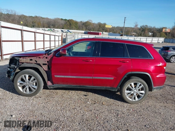 2013 Jeep Grand Cherokee Laredo with VIN 1C4RJEAG6DC636780, listed as a IAAI auction lot 41127701 with 135,026 mi miles. Bid and sale history available at carsss.com. Image 15.