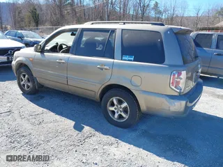 2008 Honda Pilot EX-L with VIN 5FNYF18778B052859, listed as a IAAI auction lot 41695095 with 249,207 mi miles. Bid and sale history available at carsss.com. Image 3.