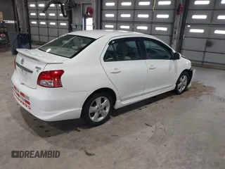 2007 Toyota Yaris with VIN JTDBT923271146058, listed as a IAAI auction lot 41877245 with 181,197 mi miles. Bid and sale history available at carsss.com. Image 4.
