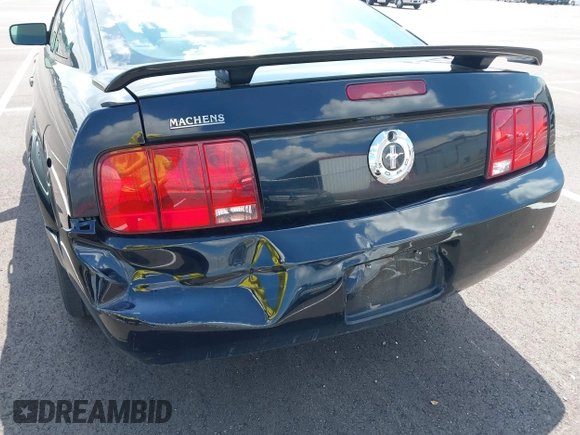 2005 Ford Mustang Deluxe with VIN 1ZVFT80NX55128751, listed as a IAAI auction lot 42739520 with 180,913 mi miles and . Bid and sale history available at DreamBid. Image 6.