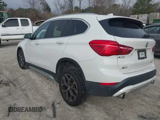 2022 BMW X1 xDrive28i z VIN WBXJG9C0XN5U89973, wystawiony jako IAAI lot #41508343 z przebiegiem 67 424 mil mil oraz . Historia ofert i sprzedaży dostępna na DreamBid. Obrazek 3.
