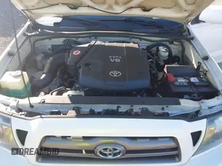 2009 Toyota Tacoma z VIN 5TEMU52N99Z621200, wystawiony jako IAAI lot #41318515 z przebiegiem 157 034 mil mil oraz . Historia ofert i sprzedaży dostępna na DreamBid. Obrazek 10.
