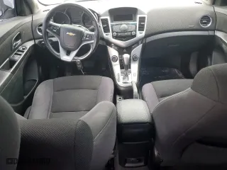 2014 Chevrolet Cruze 1LT with VIN 1G1PC5SB5E7125276, listed as a Copart auction lot 53361615 with 153,470 mi miles and Clean Title. Bid and sale history available at carsss.com. Image 8.