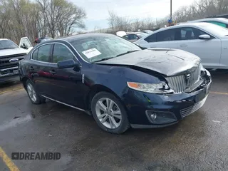 2009 Lincoln MKS with VIN 1LNHM93R39G619004, listed as a IAAI auction lot 41834480 with 184,817 mi miles and . Bid and sale history available at DreamBid. Image 1.
